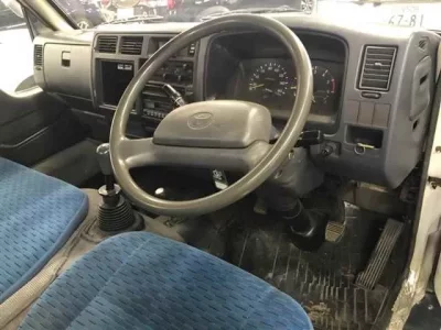 Toyota HIACE TRUCK