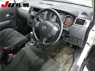 Nissan TIIDA LATIO