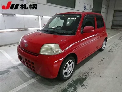Daihatsu Esse