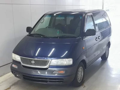 Nissan LARGO