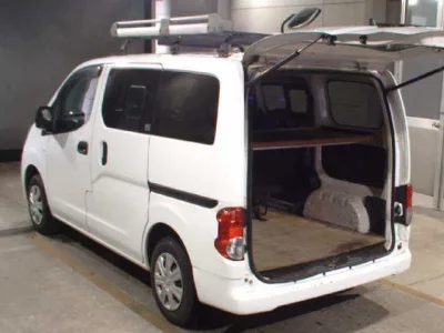 Mitsubishi DELICA