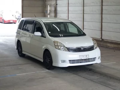 Toyota ISIS