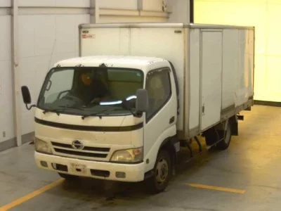 Hino DUTRO