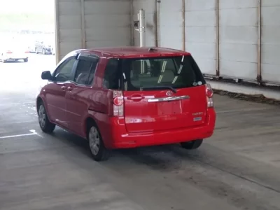Toyota RAUM