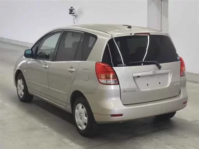 Toyota COROLLA SPACIO