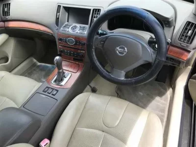 Nissan SKYLINE