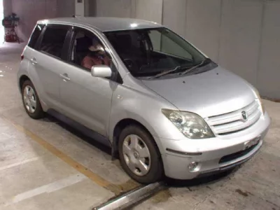 Toyota IST