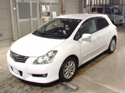 Toyota BLADE