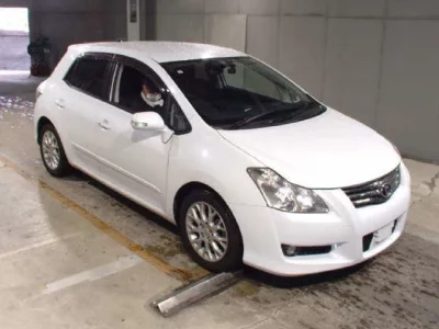 Toyota BLADE