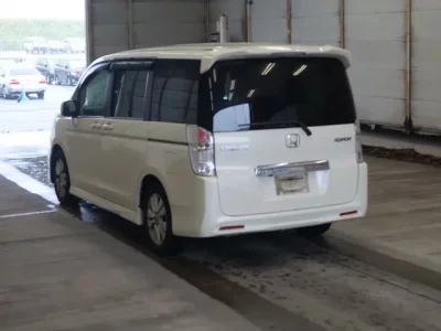 Honda STEP WAGON