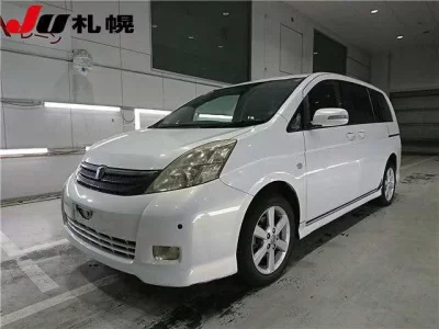 Toyota ISIS