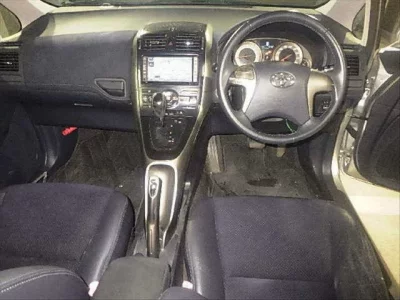 Toyota BLADE