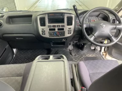 Nissan CARAVAN BUS