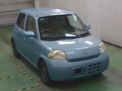 Daihatsu Esse