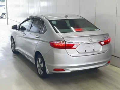 Honda GRACE