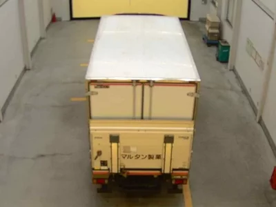 Isuzu ELF