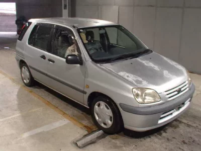Toyota RAUM