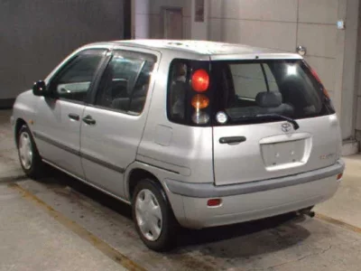 Toyota RAUM