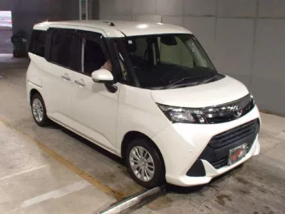 Toyota TANK