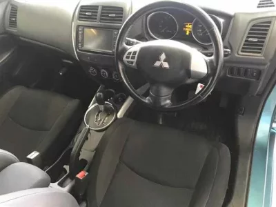 Mitsubishi RVR