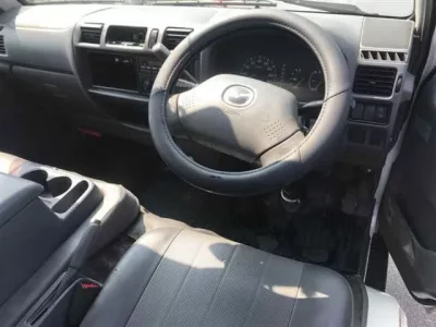 Mazda BONGO VAN
