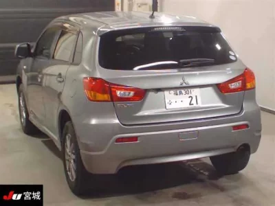 Mitsubishi RVR