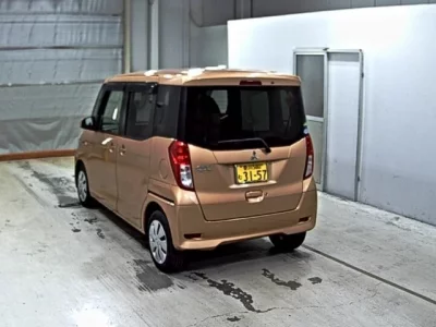 Mitsubishi EK SPACE