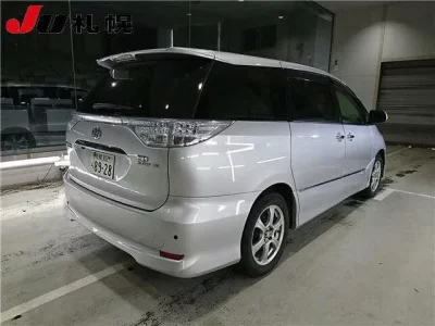 Toyota ESTIMA HYBRID