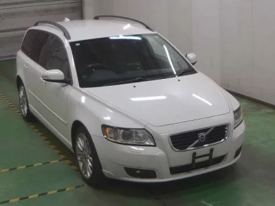 Volvo V50