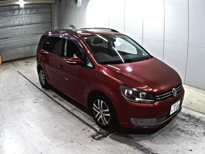 Volkswagen GOLF TOURAN