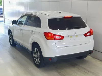 Mitsubishi RVR