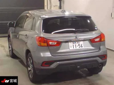 Mitsubishi RVR