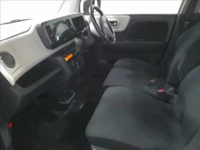 Suzuki MRWAGON