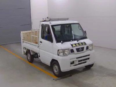 Nissan CLIPPER TRUCK