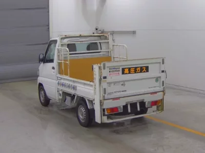 Nissan CLIPPER TRUCK