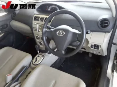 Toyota BELTA