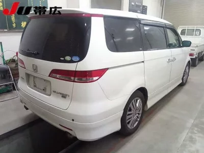 Honda ELYSION