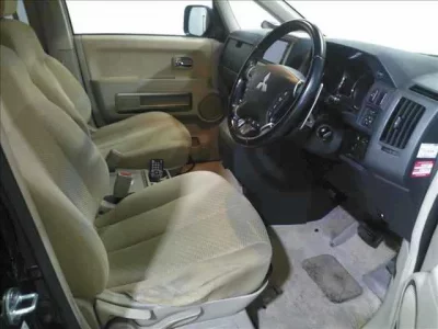 Mitsubishi DELICA D5