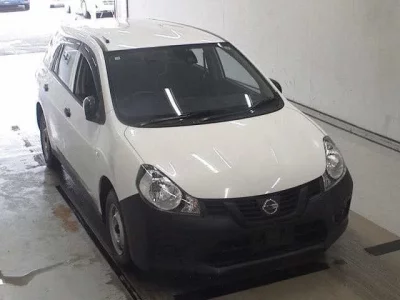 Nissan AD