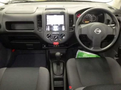 Nissan AD