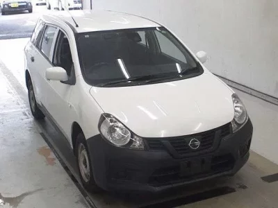 Nissan AD
