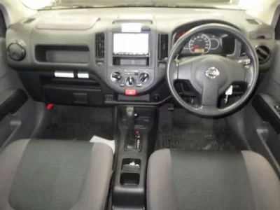 Nissan AD