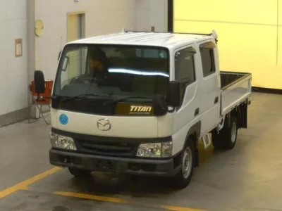 Mazda TITAN