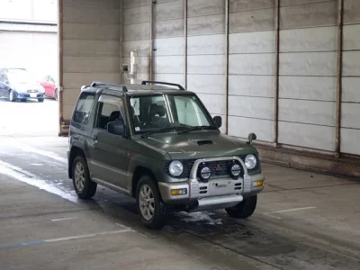 Mitsubishi PAJERO MINI