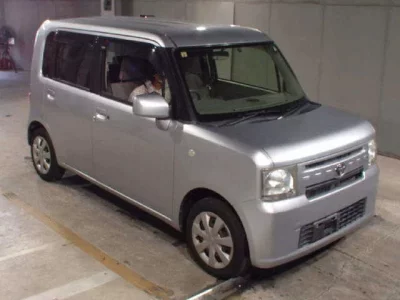 Toyota PIXIS SPACE
