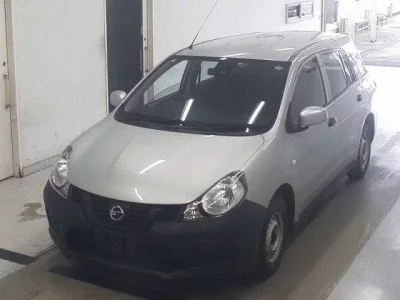 Nissan AD