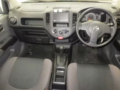 Nissan AD