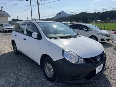 Nissan AD