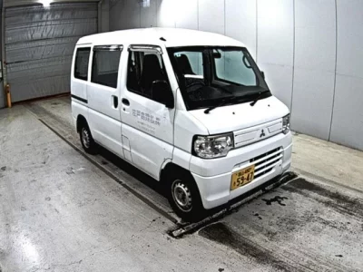 Mitsubishi MINICAB VAN