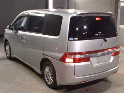 Honda STEP WAGON